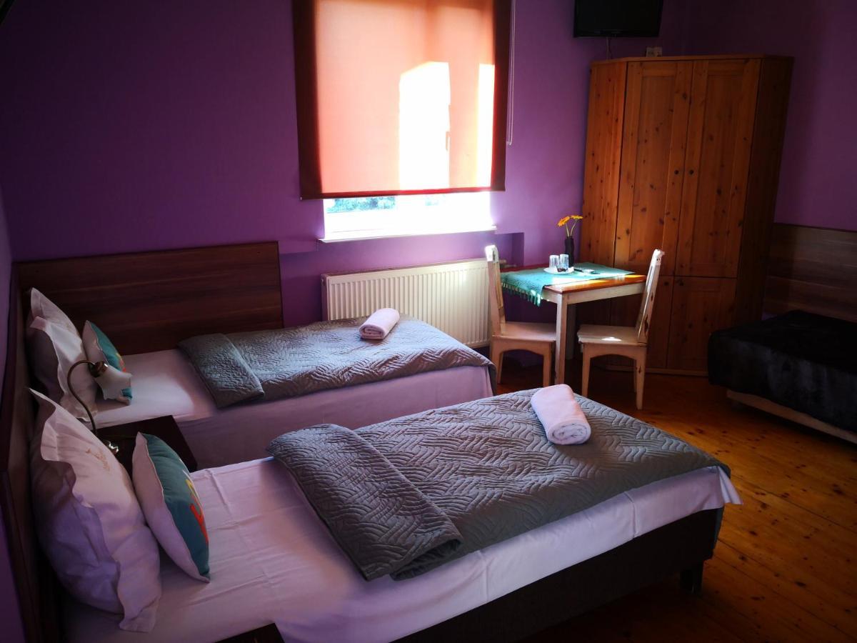 Goscinna Hacjenda Radwanice Extérieur photo