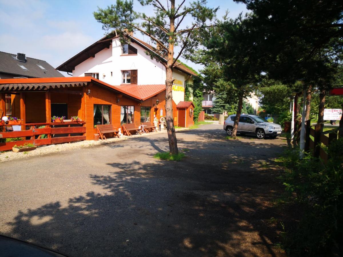 Goscinna Hacjenda Radwanice Extérieur photo