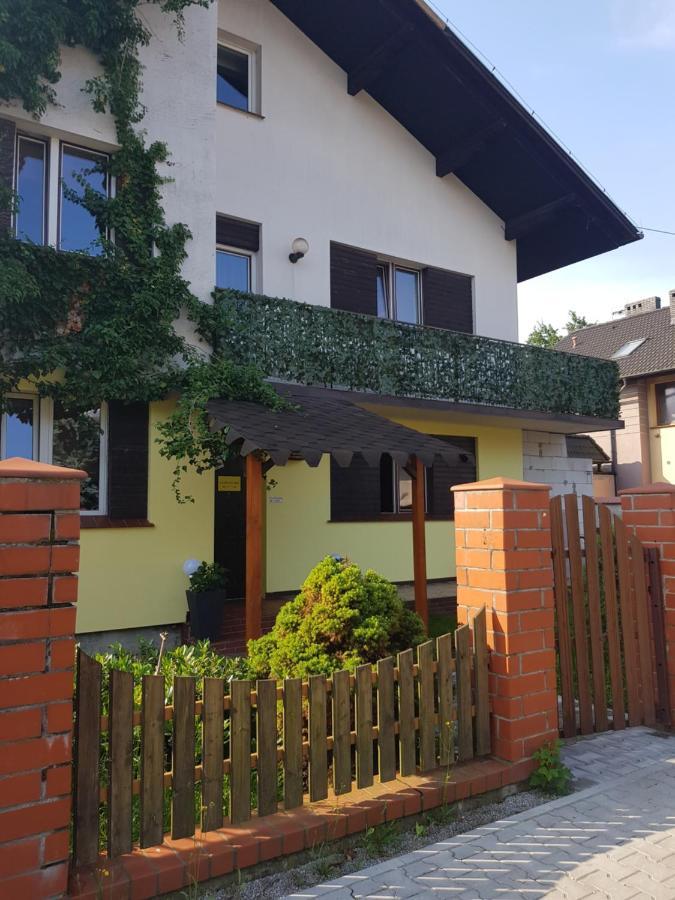 Goscinna Hacjenda Radwanice Extérieur photo