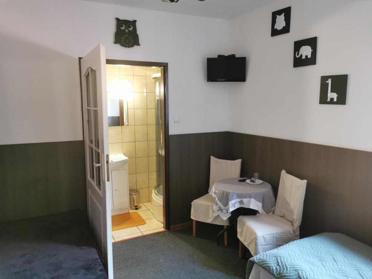 Goscinna Hacjenda Radwanice Extérieur photo