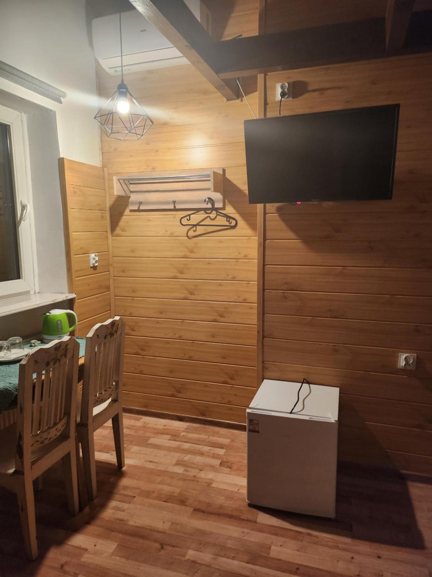 Goscinna Hacjenda Radwanice Extérieur photo